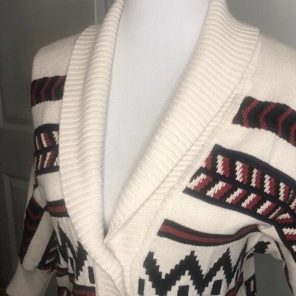 Forever 21 Chunky Grandpa Sweater Cream, Navy, and Red Size Small - Picture 3 of 12